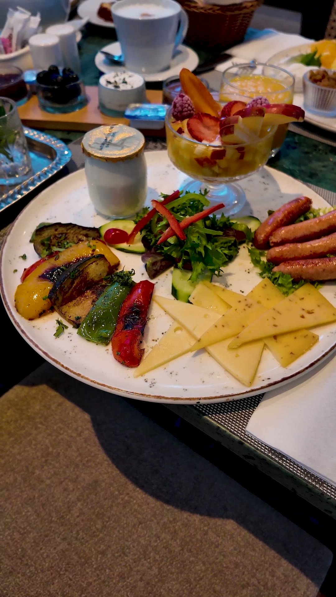 Petit-déjeuner au Nearyo Hotel
